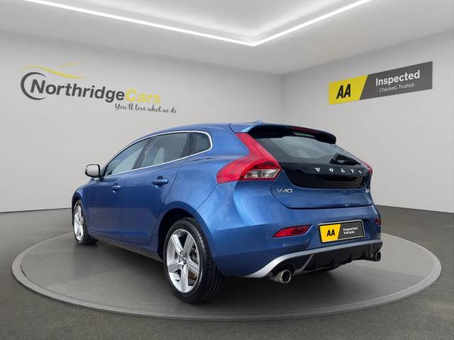 2018 Volvo V40 2.0 T2 [122] R DESIGN Nav Plus 5dr ***Independently AA Inspected***